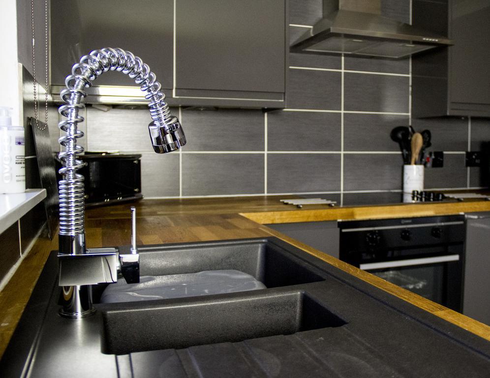פורטרי Home Farm Apartments חדר תמונה