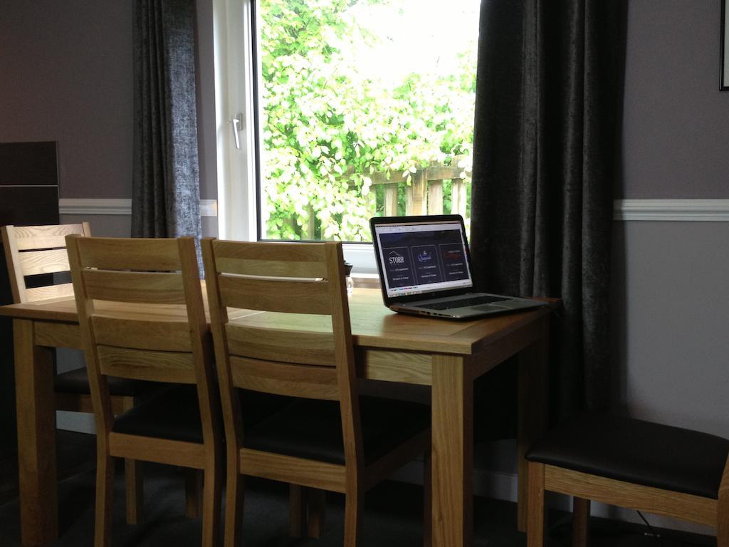 פורטרי Home Farm Apartments חדר תמונה